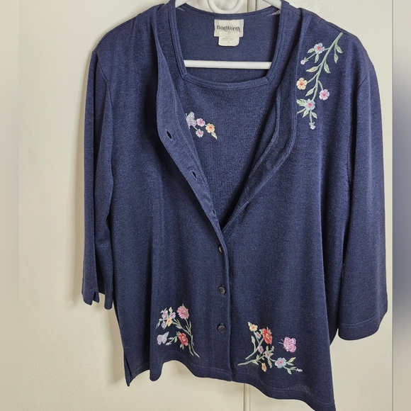 Bon Worth Women's Embroidered Sweater Set Size M, L - Picture 6 of 9